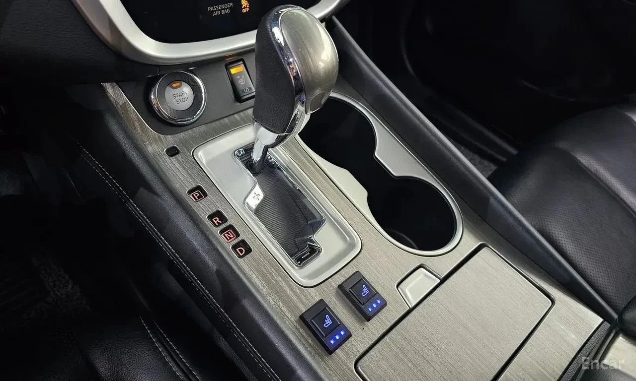 Nissan Murano, снимка 11 - Автомобили и джипове - 56687026