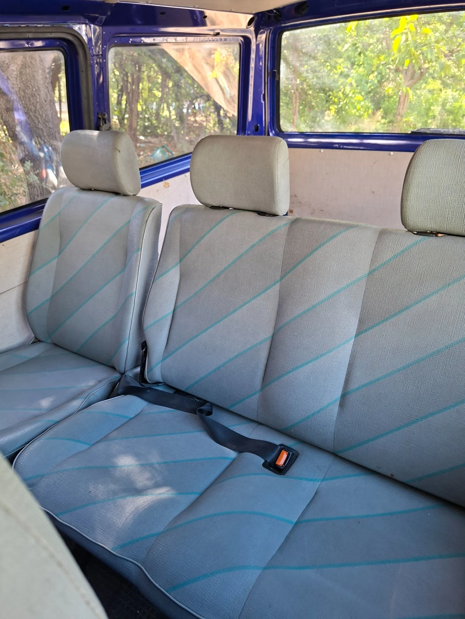 VW T4, снимка 11 - Бусове и автобуси - 56117972