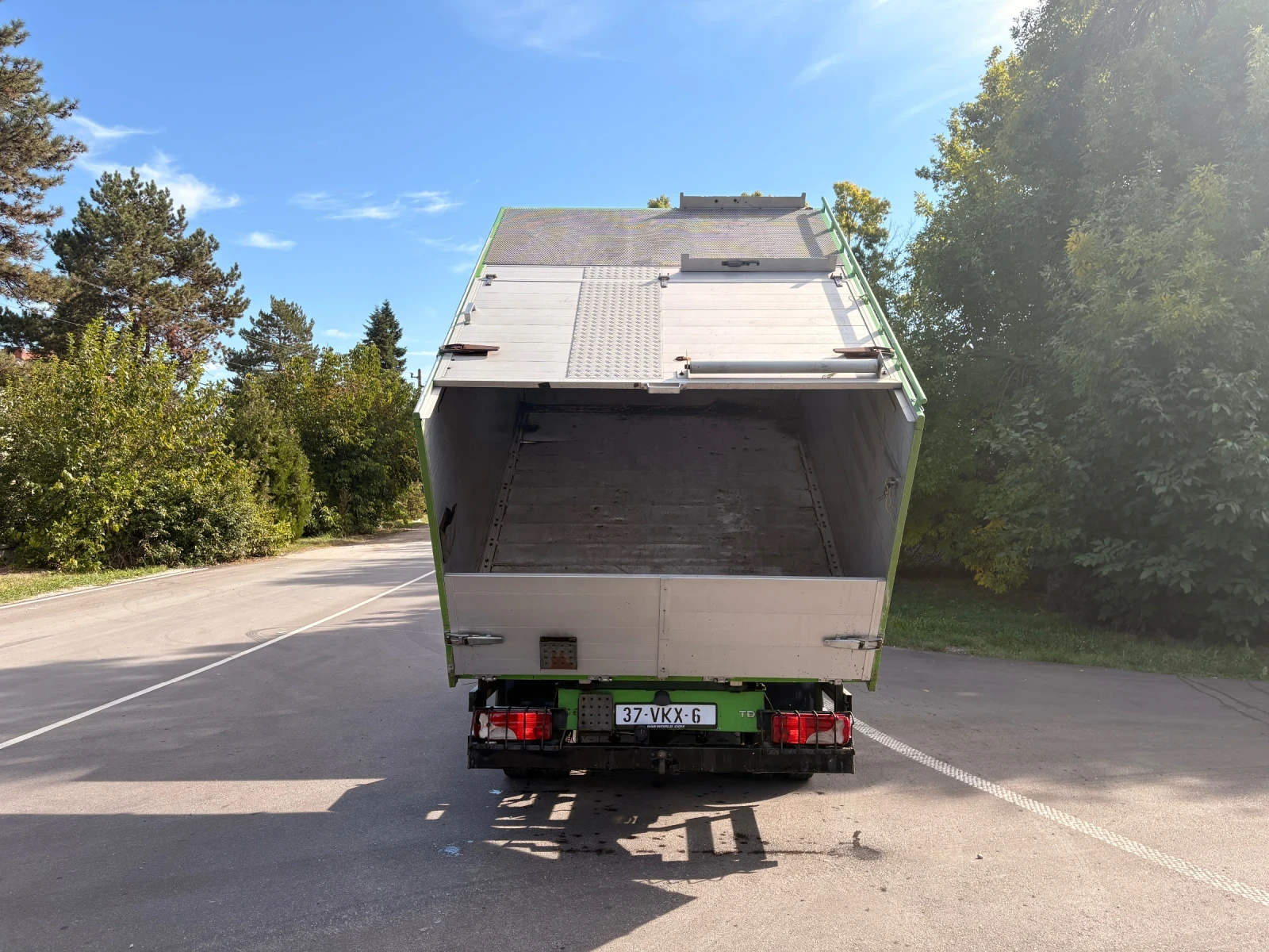 VW Crafter, снимка 4 - Бусове и автобуси - 56413051