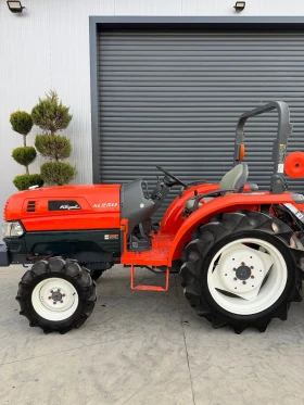 Трактор Kubota KL250 25кс. КАТО НОВ, снимка 3