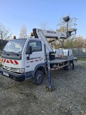 Автовишка Друга марка Nisan, снимка 1