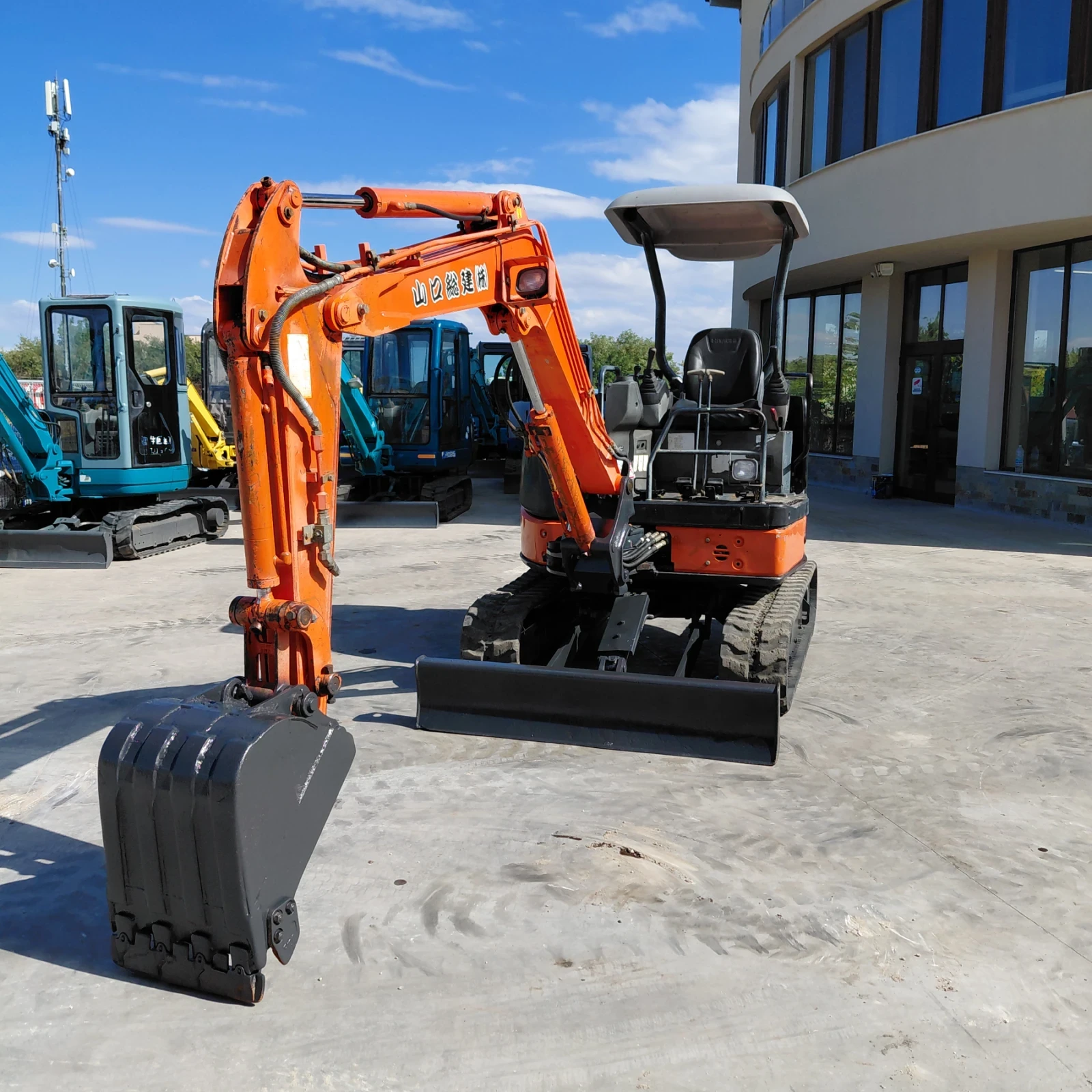 ����� Hitachi ZX30U-2 * ��� ��������� *  | Mobile.bg � ����������� 8
