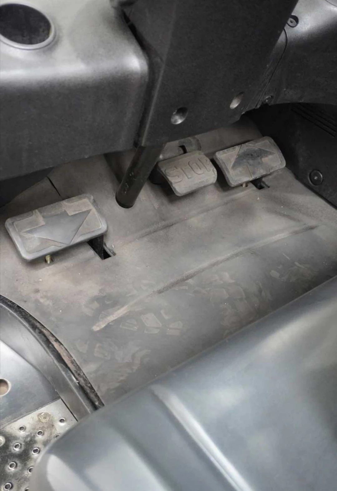 Електрокар Linde Е30, снимка 3 - Индустриална техника - 54284126