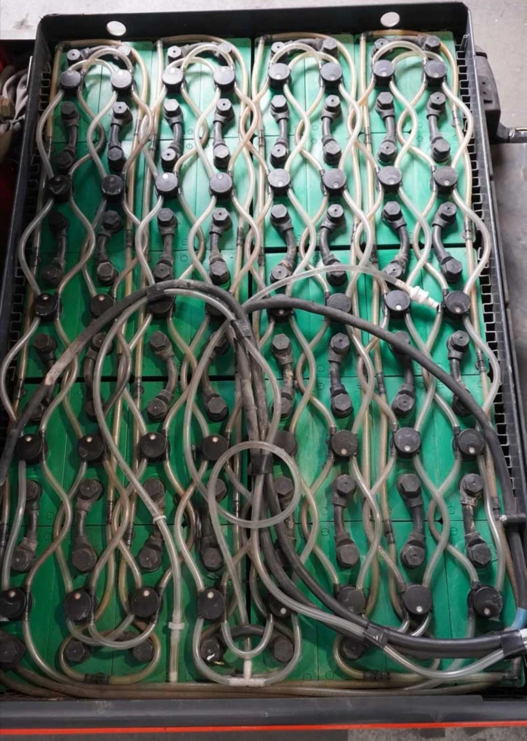 Електрокар Linde Е30, снимка 9 - Индустриална техника - 54284126