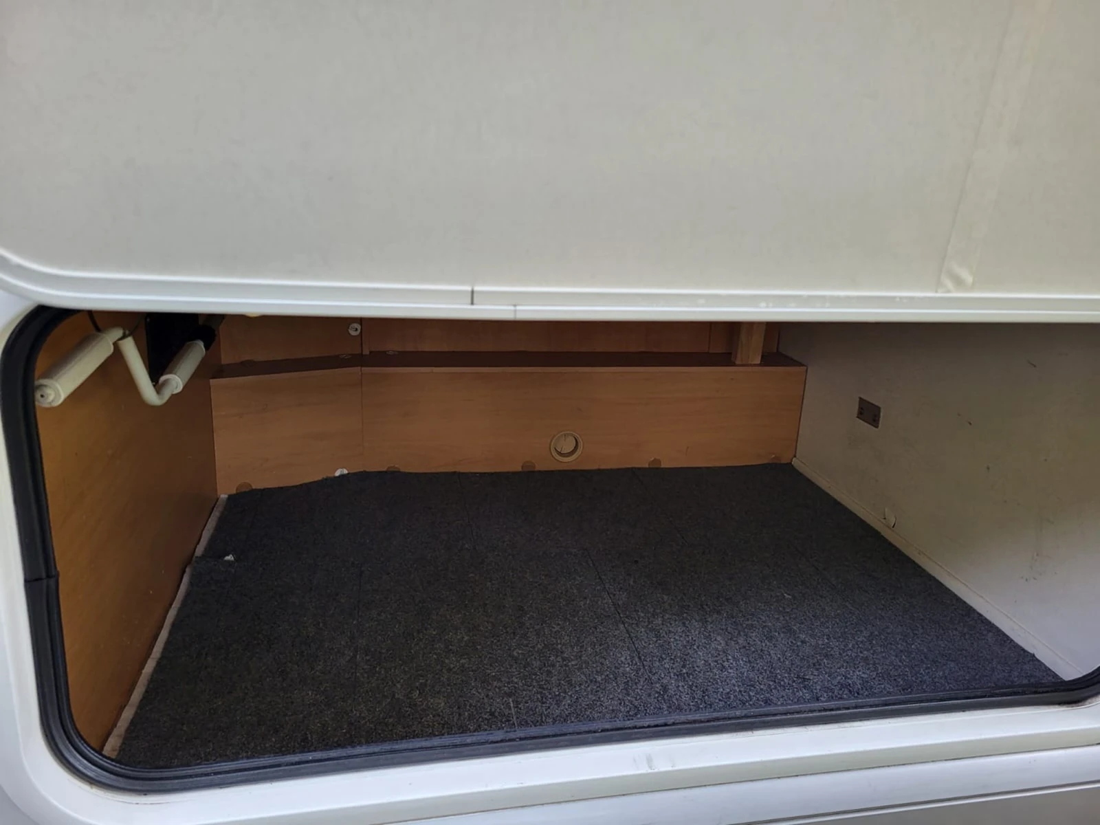 Кемпер Renault Master - изображение 9