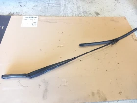 Рамо чистачка дясно Фолксваген Пасат Б6