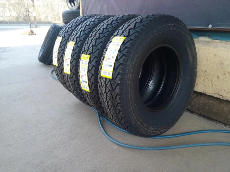 Гуми Всесезонни 245/75R16, снимка 4 - Гуми и джанти - 45649457