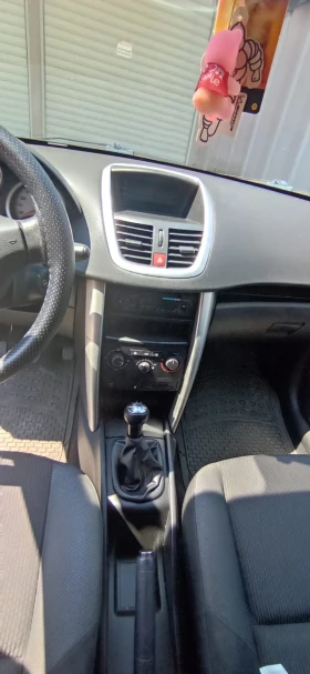 Peugeot 207 Бензин и газ, снимка 6