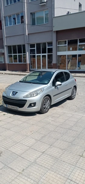 Peugeot 207 Бензин и газ, снимка 1