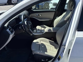 BMW 330 XDRIVE* M* SPORT* КАМЕРА* ПОДГРЕВ* КЕЙЛЕС* , снимка 12