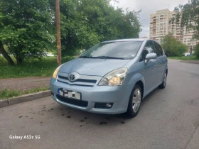 Toyota Corolla verso 1.8 VVTI КРАЙНА ЦЕНА , снимка 1