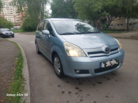 Toyota Corolla verso 1.8 VVTI КРАЙНА ЦЕНА , снимка 3