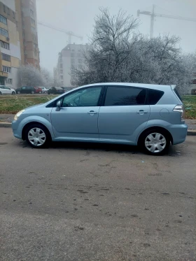 Toyota Corolla verso 1.8 VVTI, снимка 1