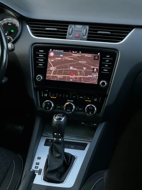 Skoda Octavia FACELIFT/2.0D/Distronic/Line assist//FULL | Mobile.bg    12