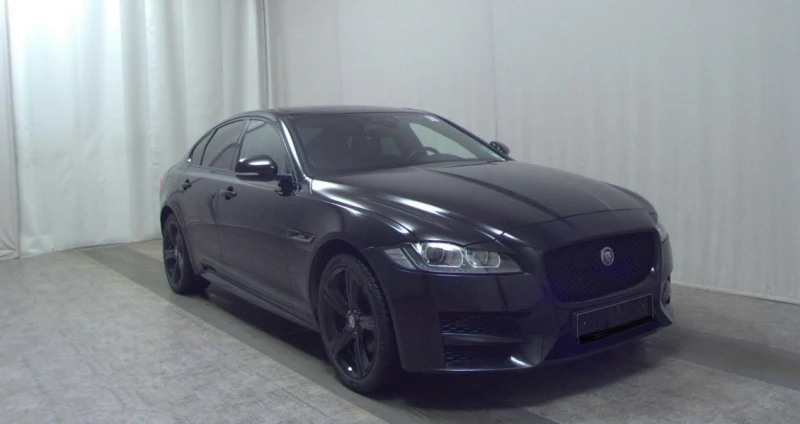 Jaguar Xf 20d R-Sport Панорама Теглич ЛИЗИНГ, снимка 2 - Автомобили и джипове - 47432644