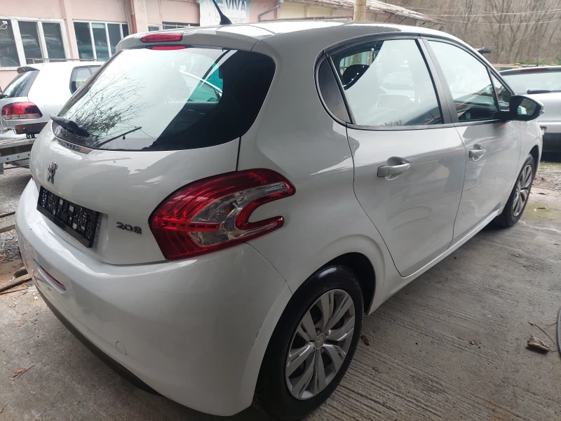 Peugeot 208 1.4 ДИЗЕЛ, снимка 3 - Автомобили и джипове - 48222690