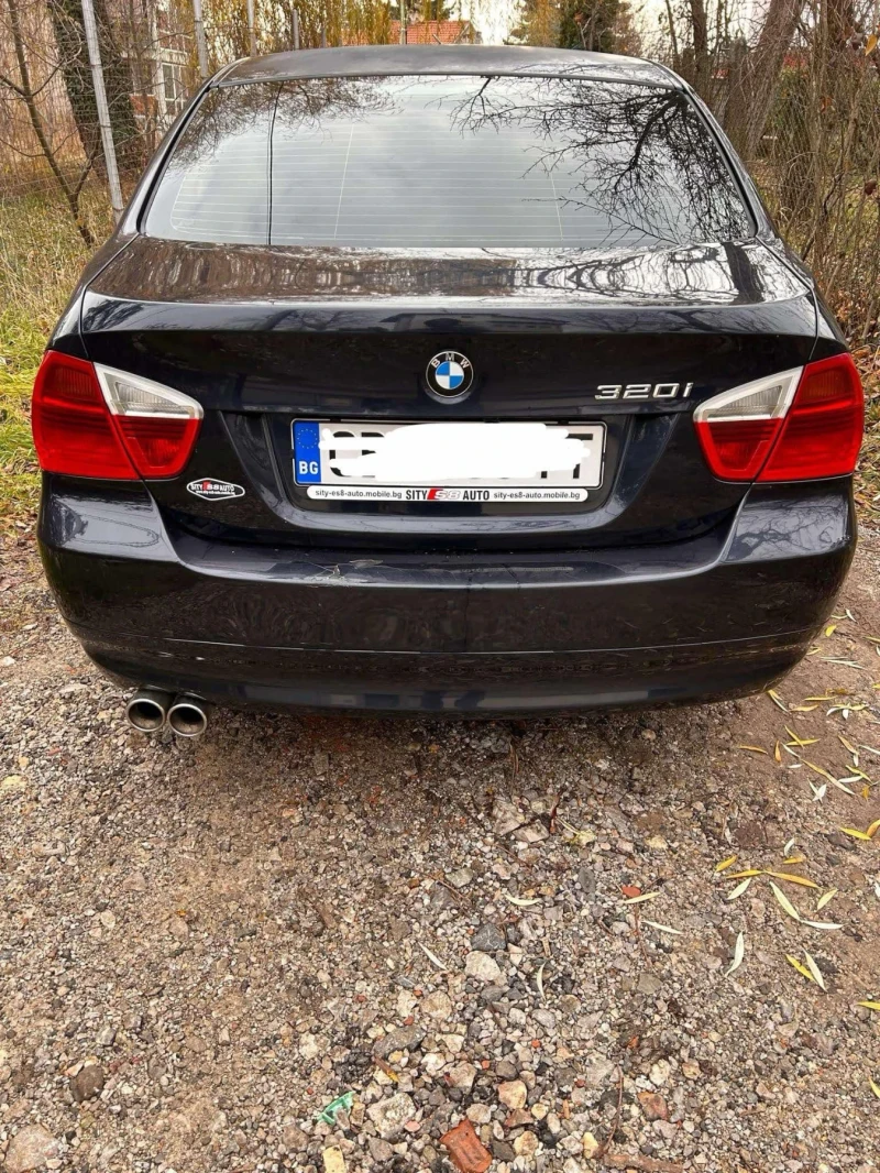 BMW 320 2.0i, снимка 4 - Автомобили и джипове - 48266227