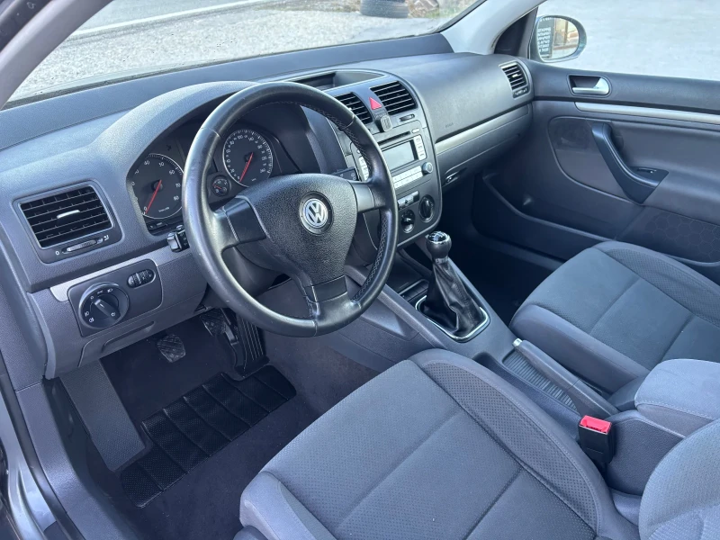 VW Golf 1.6 i. 102 к.с., снимка 7 - Автомобили и джипове - 48407252