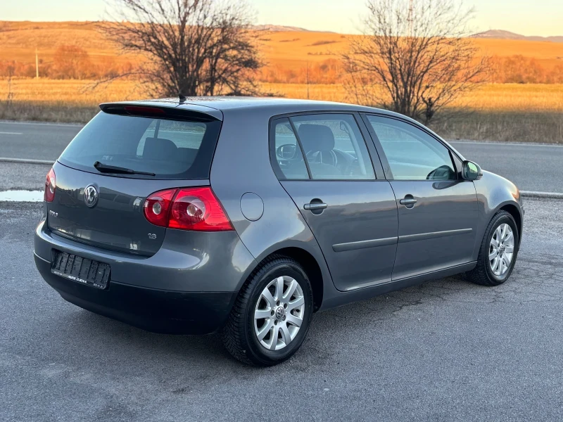 VW Golf 1.6 i. 102 к.с., снимка 4 - Автомобили и джипове - 48407252