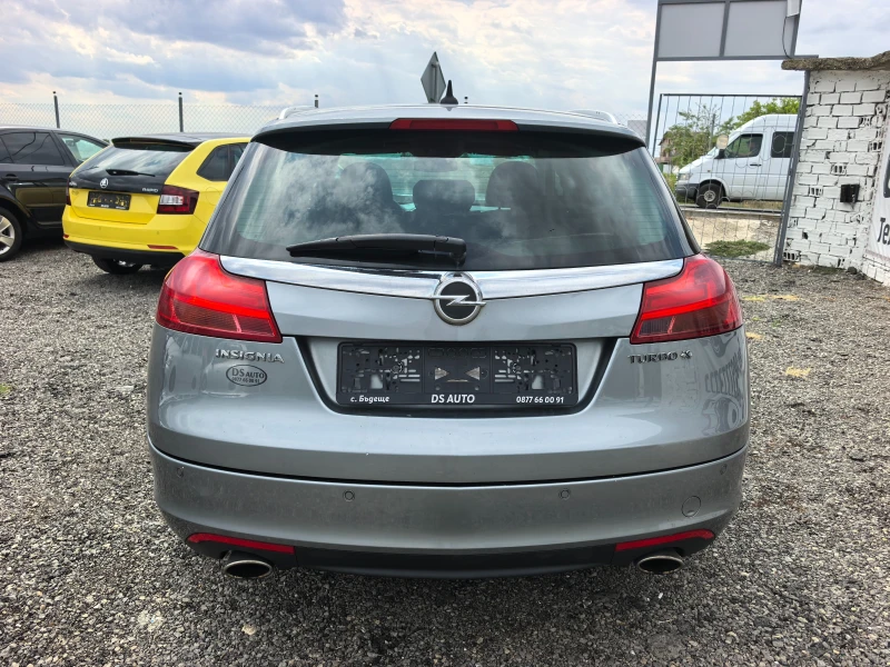 Opel Insignia 2.0T 4х4, снимка 4 - Автомобили и джипове - 51486199