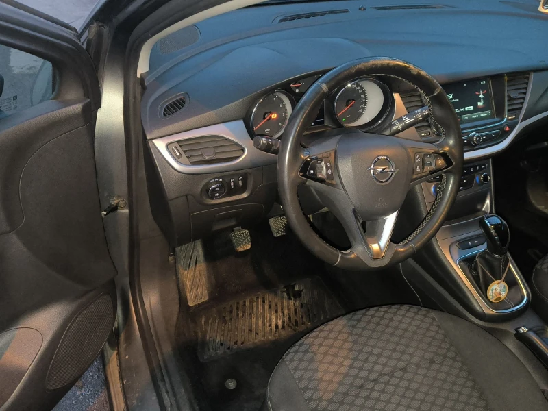 Opel Astra K, снимка 10 - Автомобили и джипове - 52470205