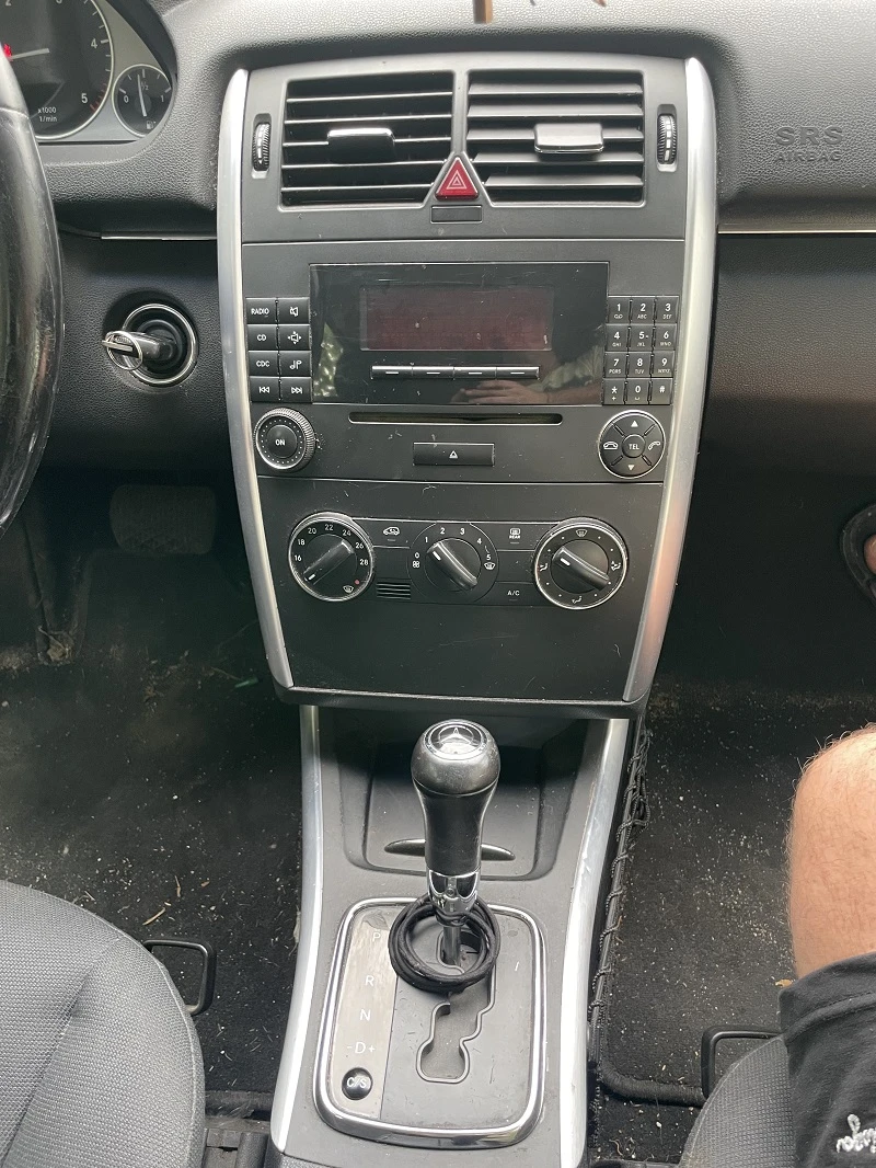 Mercedes-Benz B 200, снимка 8 - Автомобили и джипове - 56111949