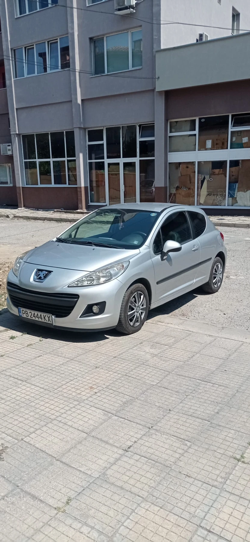 Peugeot 207 Бензин и газ, снимка 1