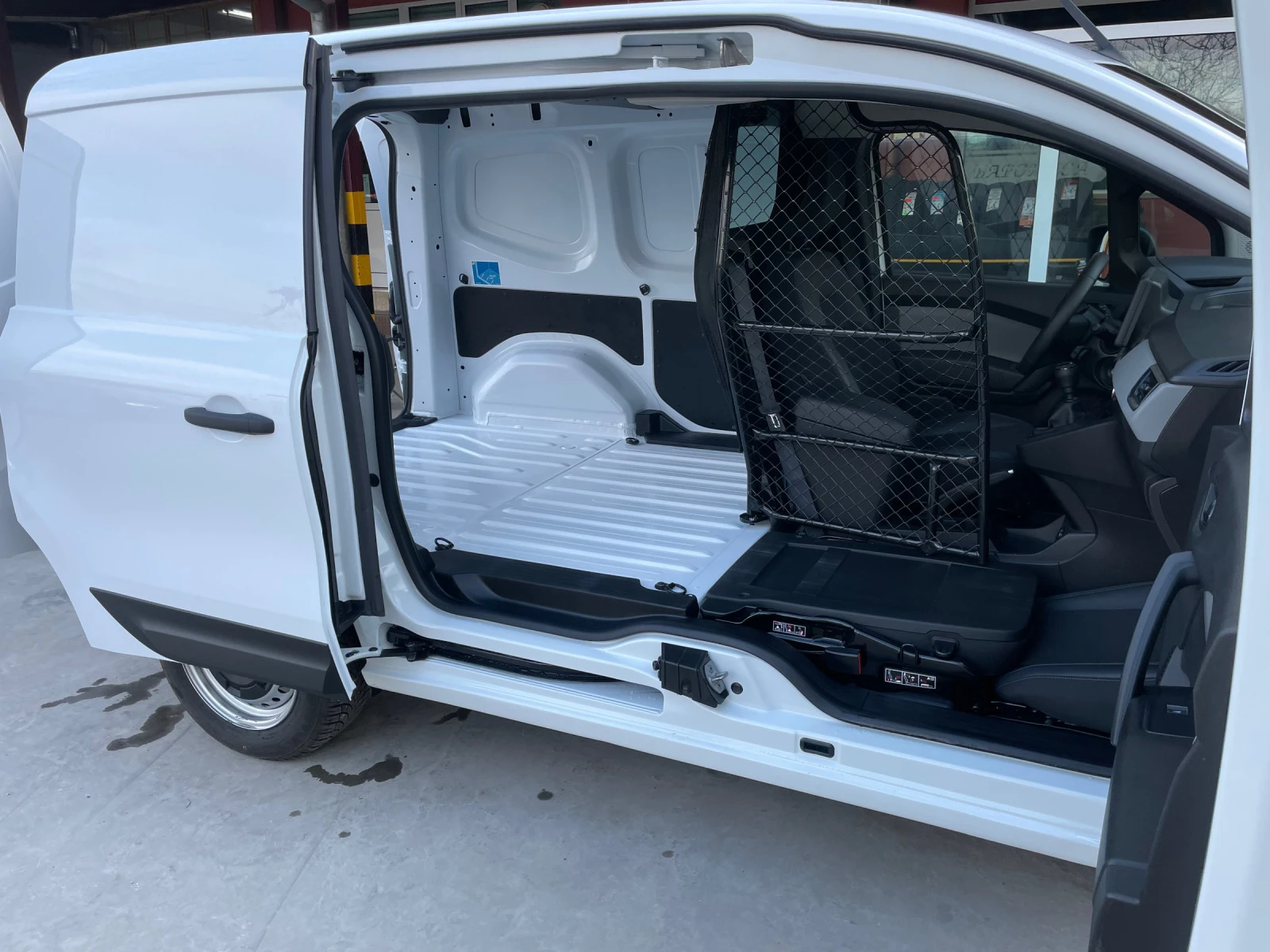 Renault Kangoo 21хил.км - изображение 2