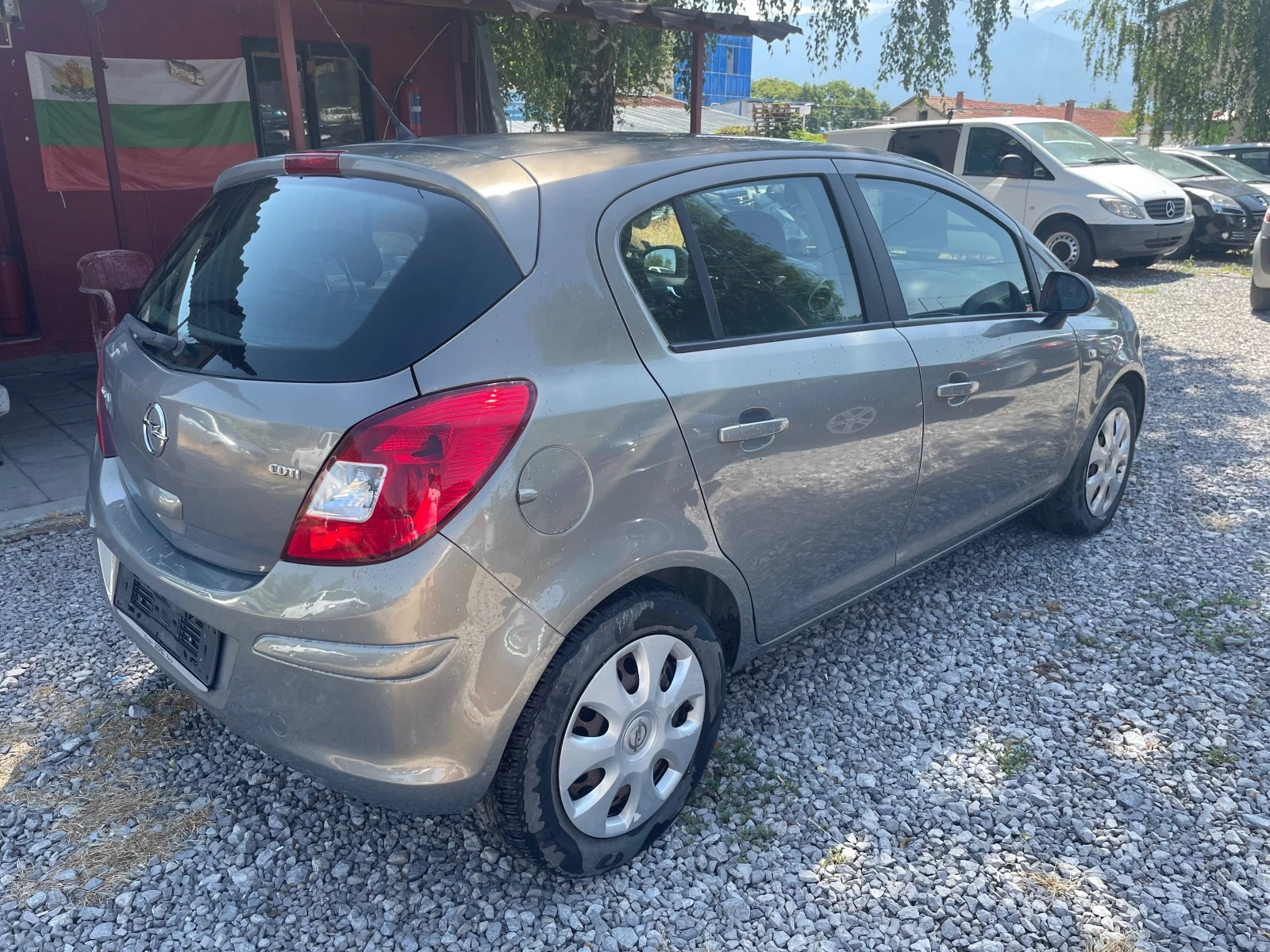 Opel Corsa 1.3cdti - изображение 5