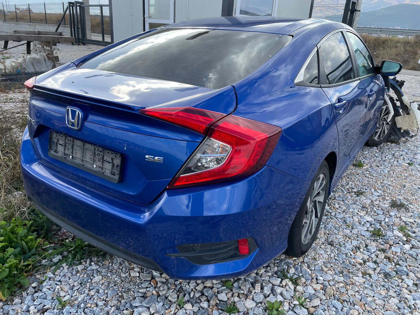 Honda Civic продава се на части! - изображение 5