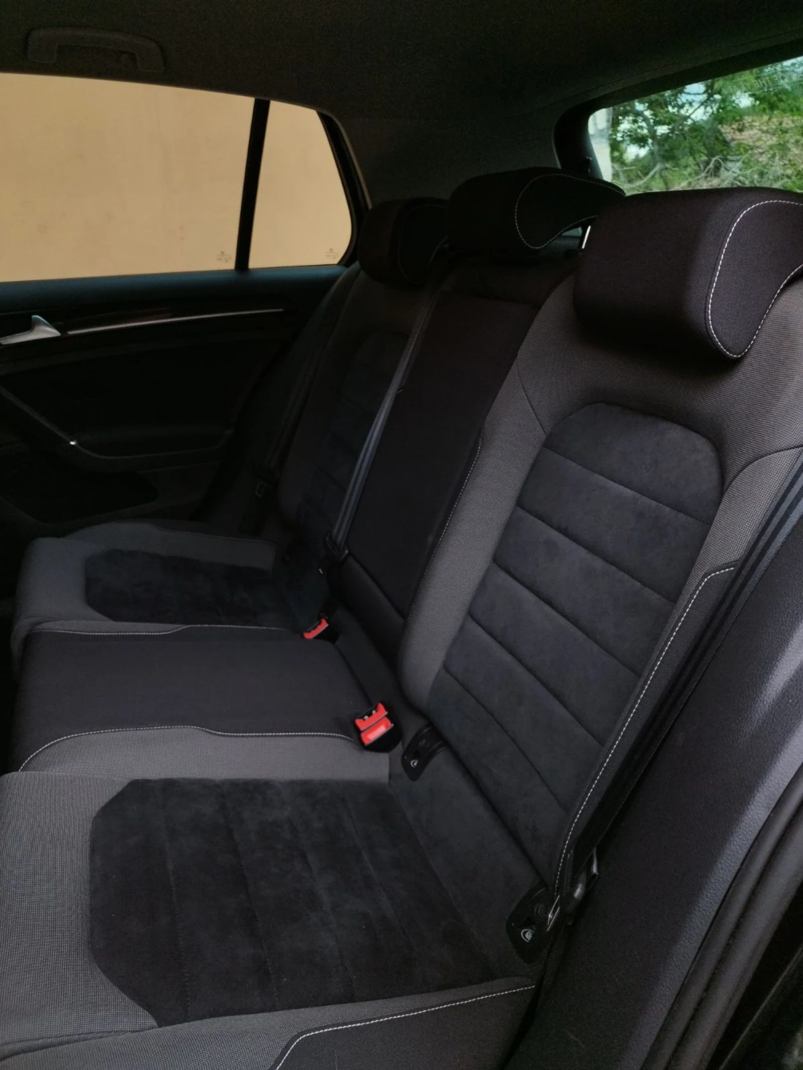 VW Golf 1.6 TDI BlueMotion DSG - изображение 8