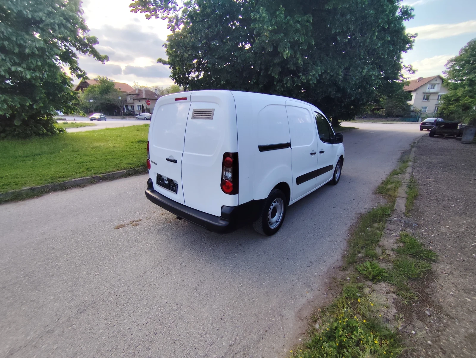 Citroen Berlingo 1.6 hdi Макси - изображение 4