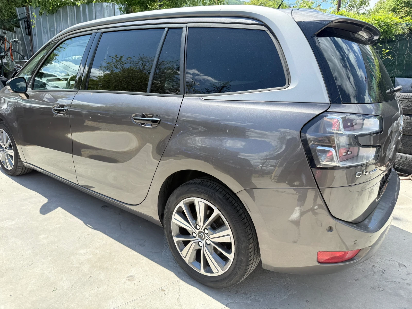 Citroen Grand C4 Picasso 1.6hdi 120ps AUT 7места LED 2016г evro6b - изображение 5