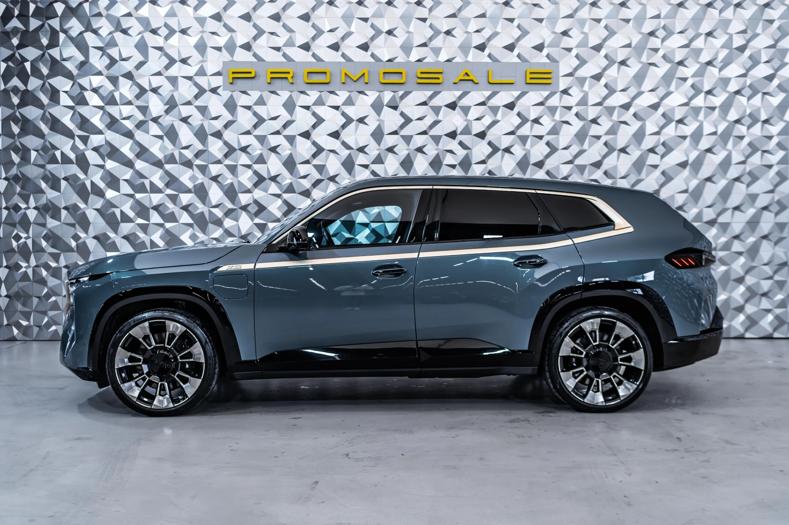 BMW XM xDrive* Bowers&Wilkins* 360 - изображение 3
