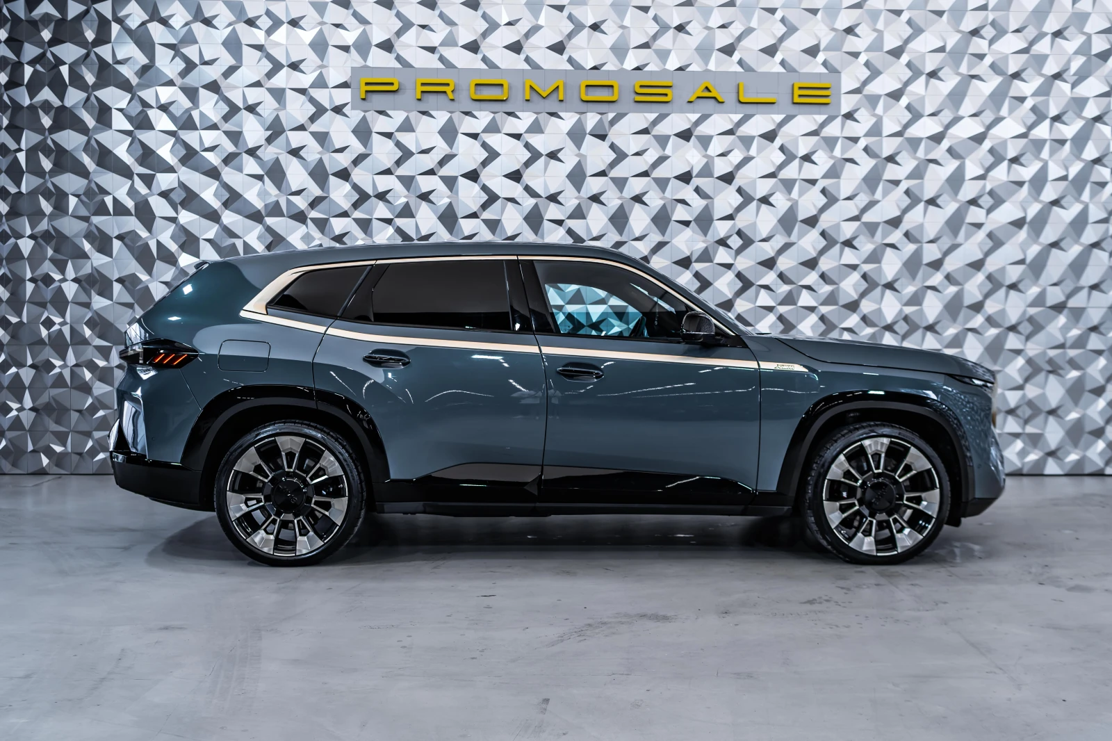 BMW XM xDrive* Bowers&Wilkins* 360 - изображение 6
