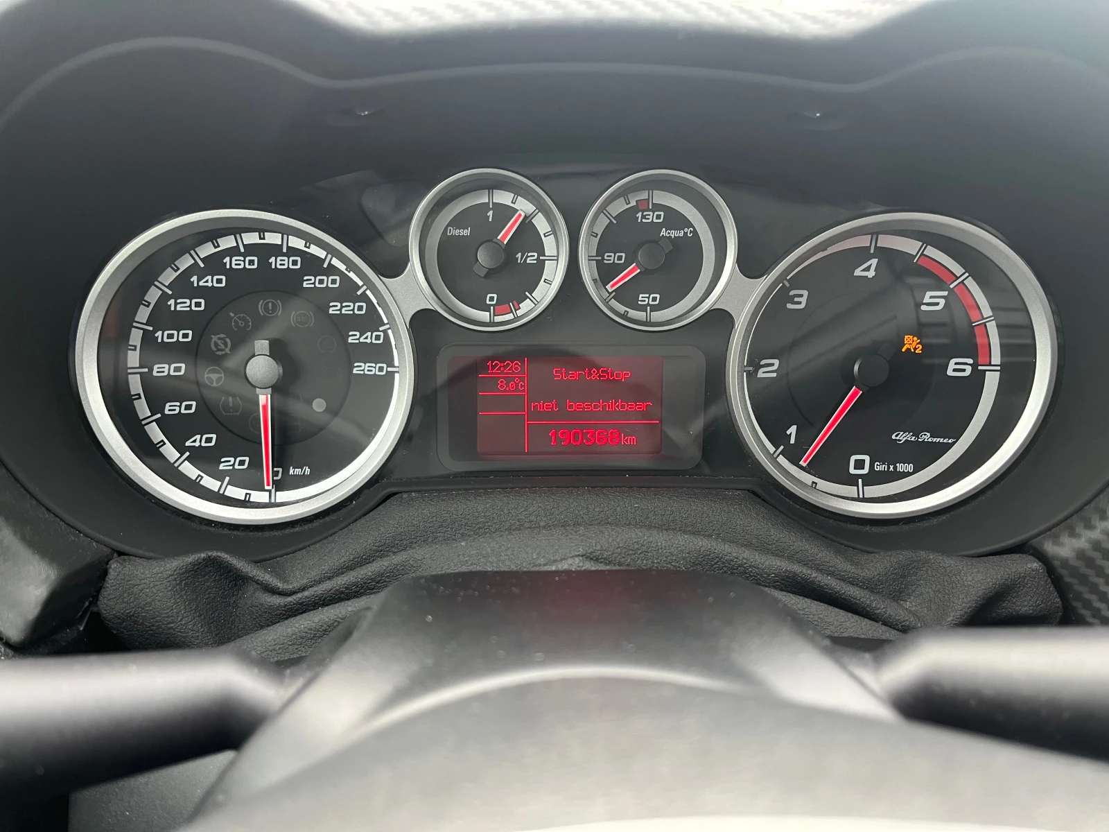 Alfa Romeo MiTo 1.3 JTD EURO5 - изображение 10