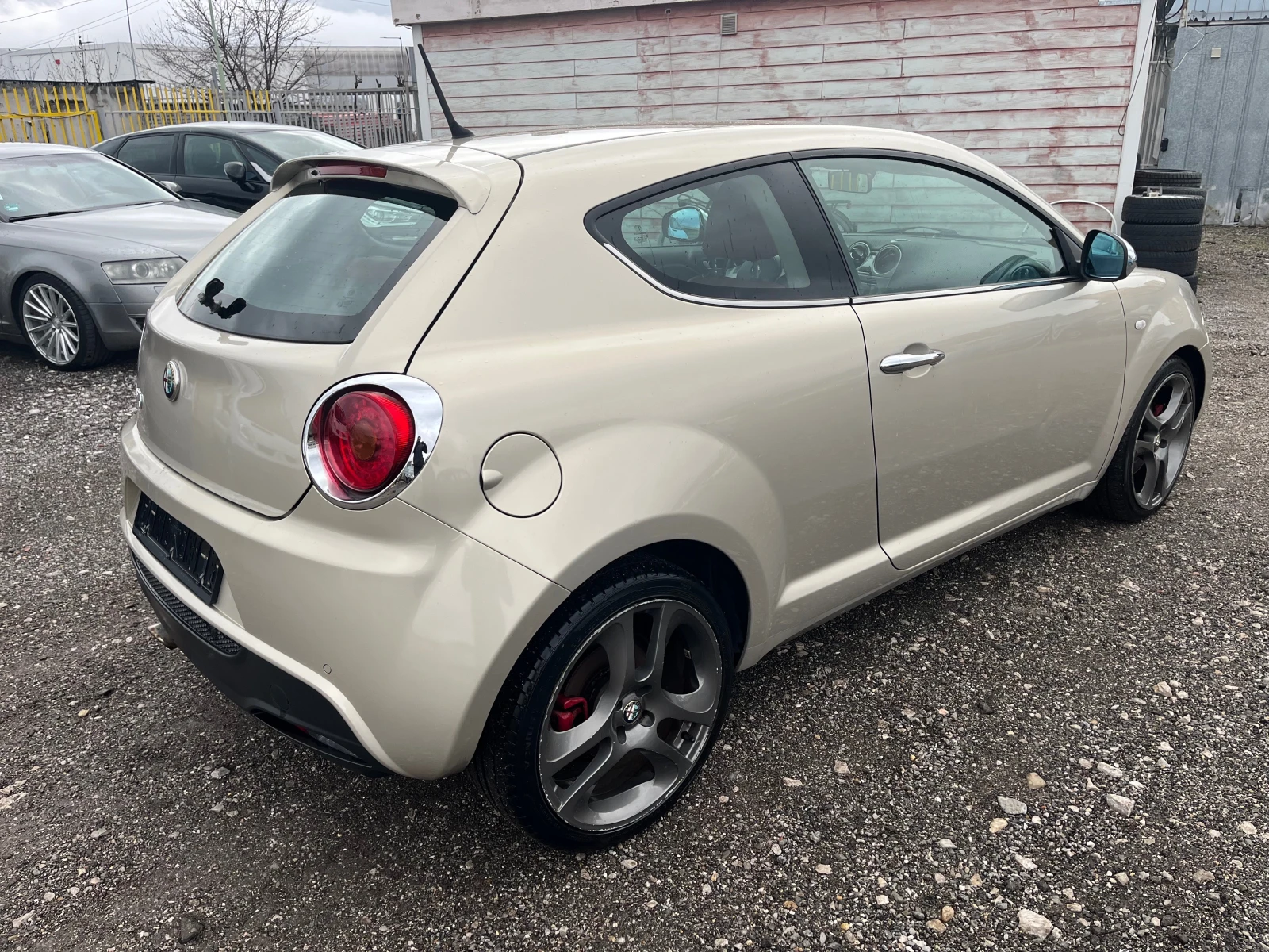 Alfa Romeo MiTo 1.3 JTD EURO5 - изображение 6