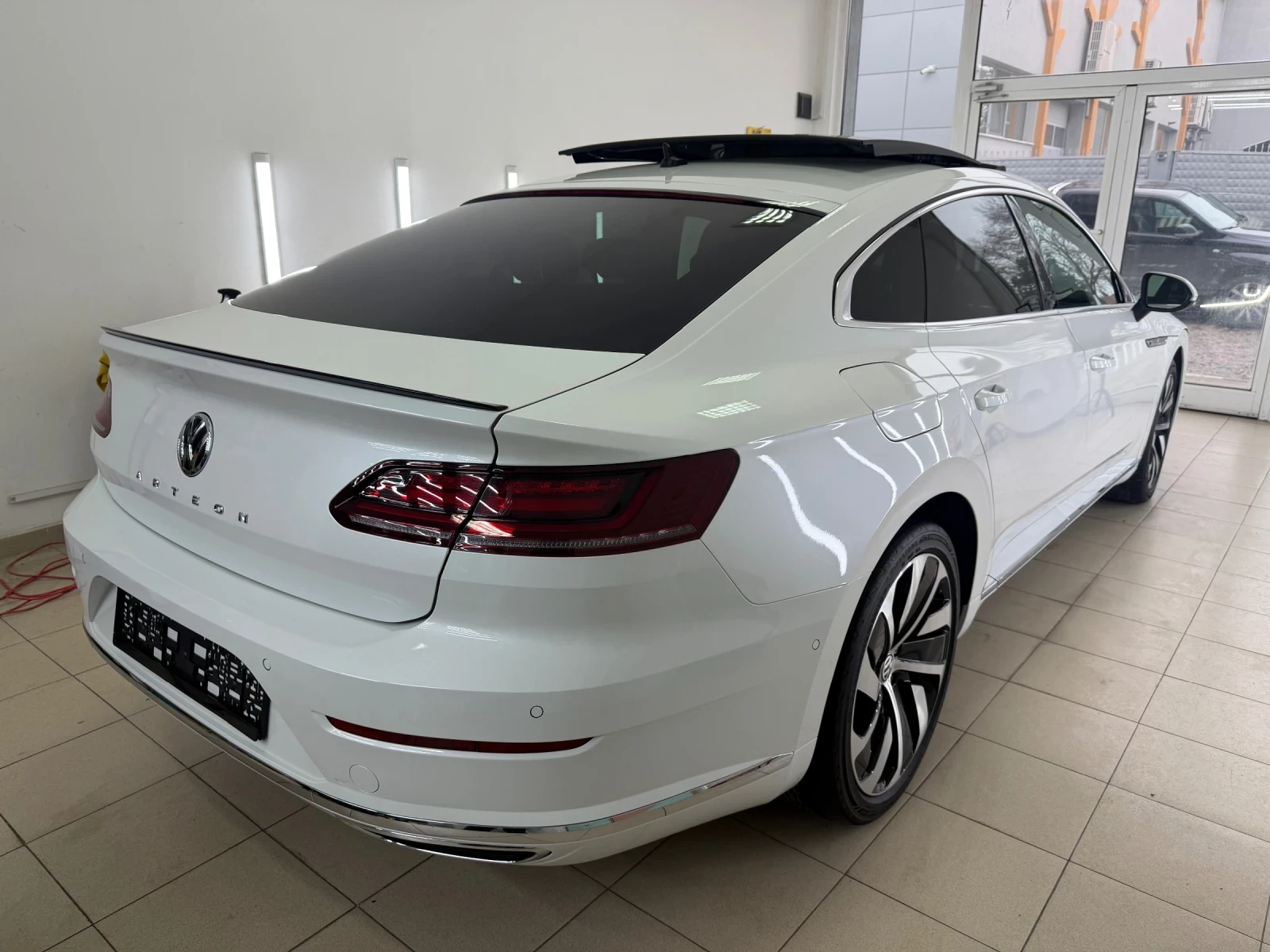 VW Arteon 2.0TDI R-LINE 4-MOTION 190HP TOP 217.000KM 100% - изображение 7