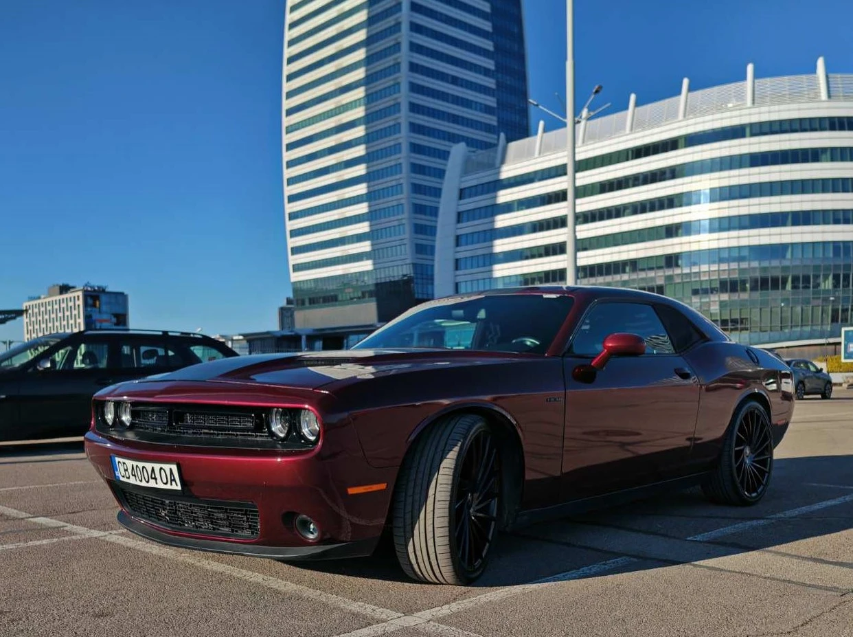 Dodge Challenger 5.7 HEMI, снимка 2 - Автомобили и джипове - 53961921