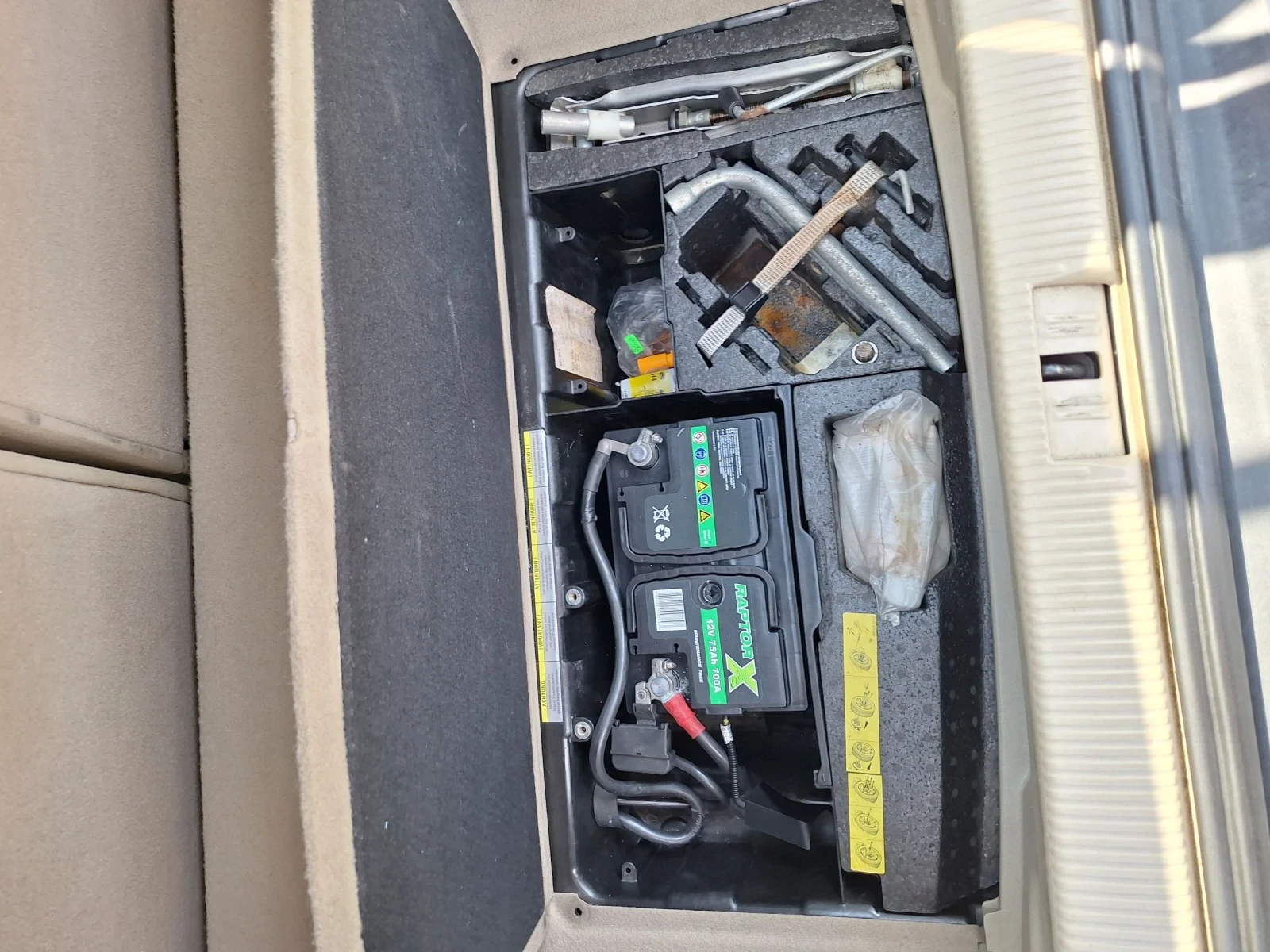 Audi A2 1.4 75к.с., снимка 13 - Автомобили и джипове - 54304903