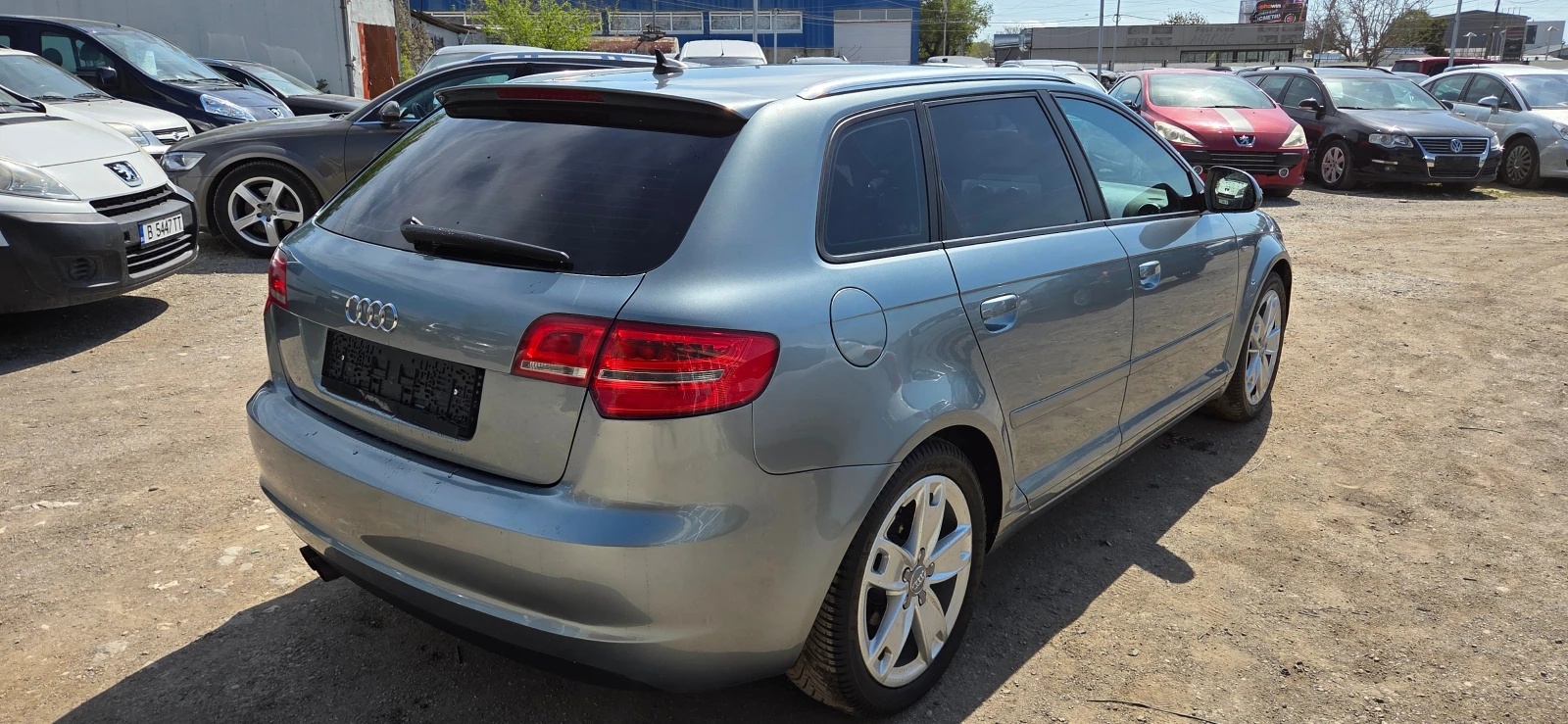 Audi A3 2.0 TDI COMМОN RAIL, снимка 4 - Автомобили и джипове - 54352981