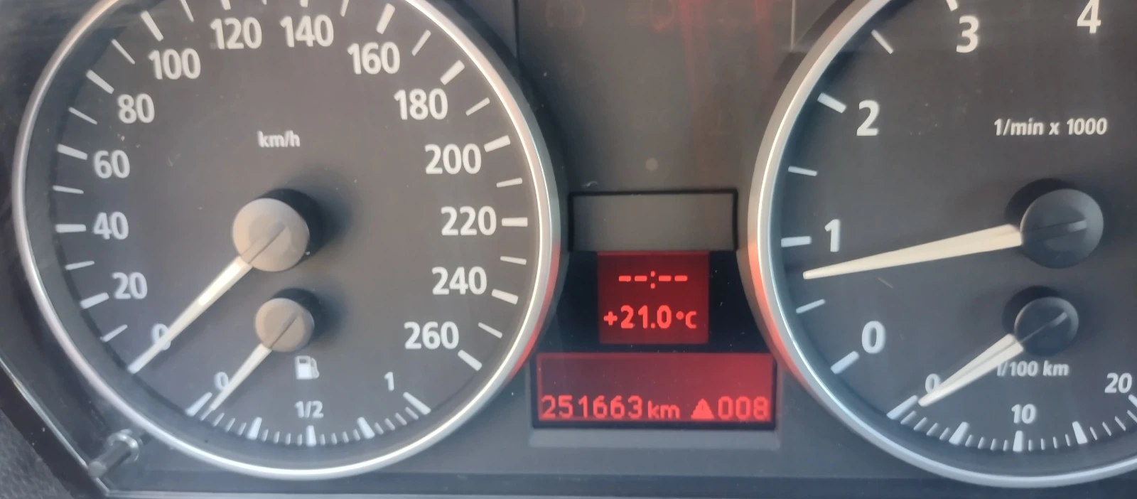BMW 325 e90, снимка 13 - Автомобили и джипове - 54400032