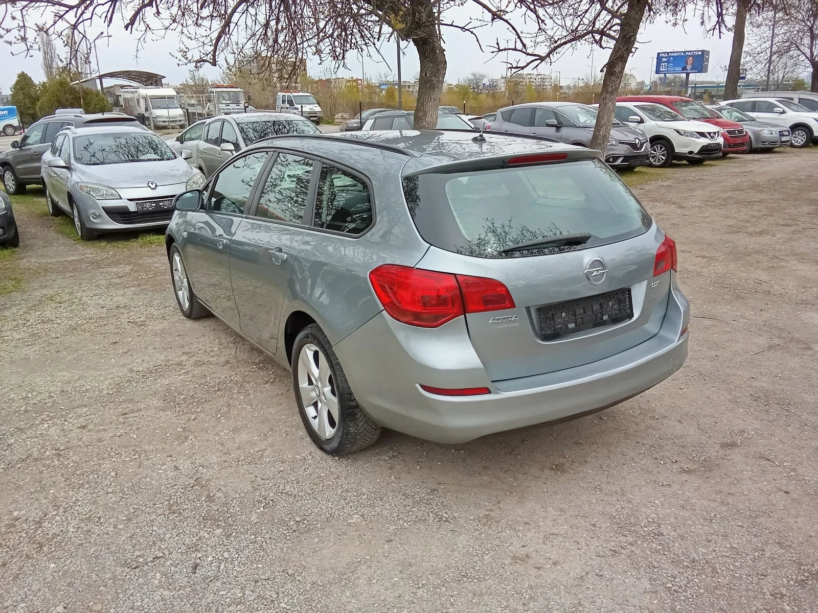 Opel Astra 17CDTI-110k.c., снимка 3 - Автомобили и джипове - 54549385