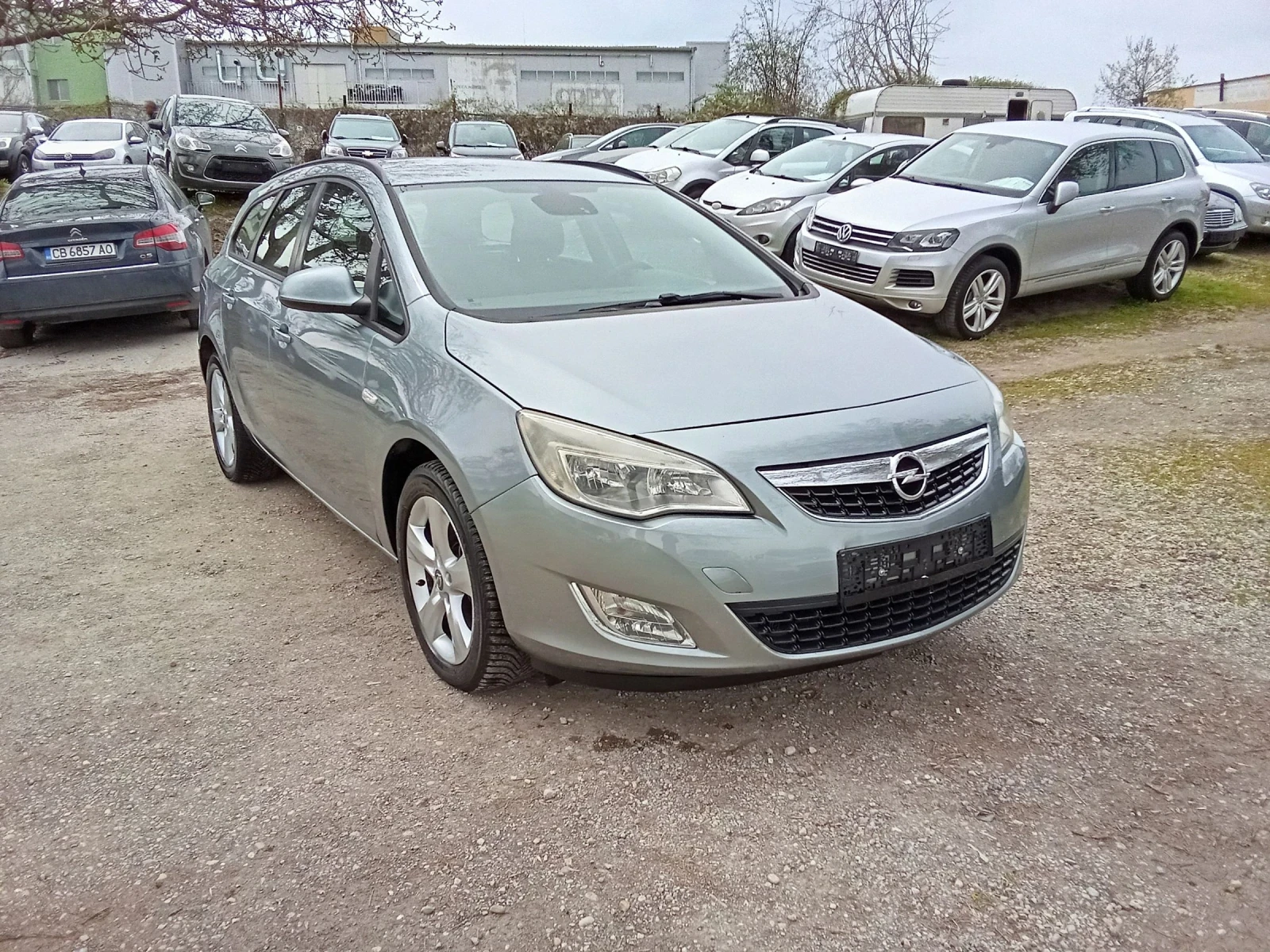 Opel Astra 17CDTI-110k.c., снимка 6 - Автомобили и джипове - 54549385