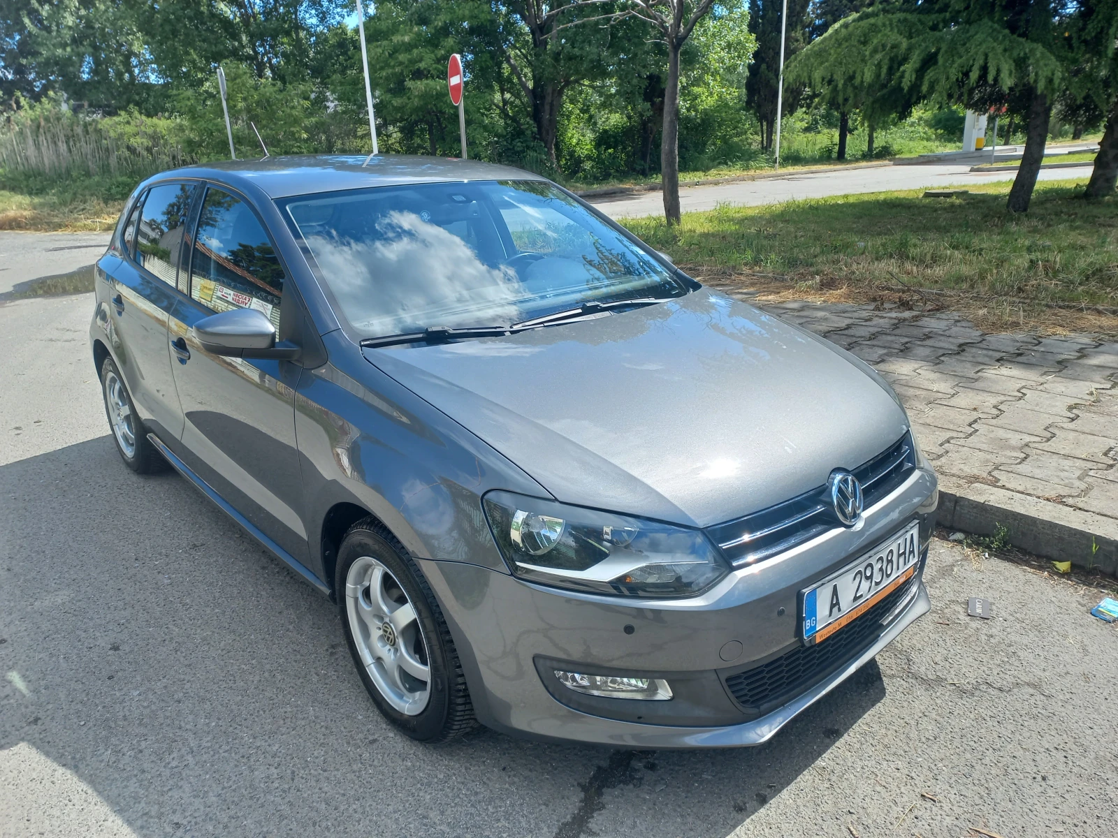 VW Polo 1.4 TSI, снимка 2 - Автомобили и джипове - 54585031