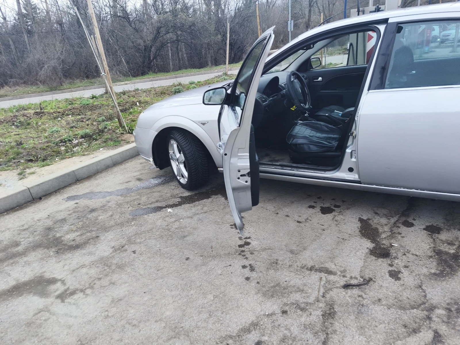Ford Mondeo, снимка 4 - Автомобили и джипове - 54826007