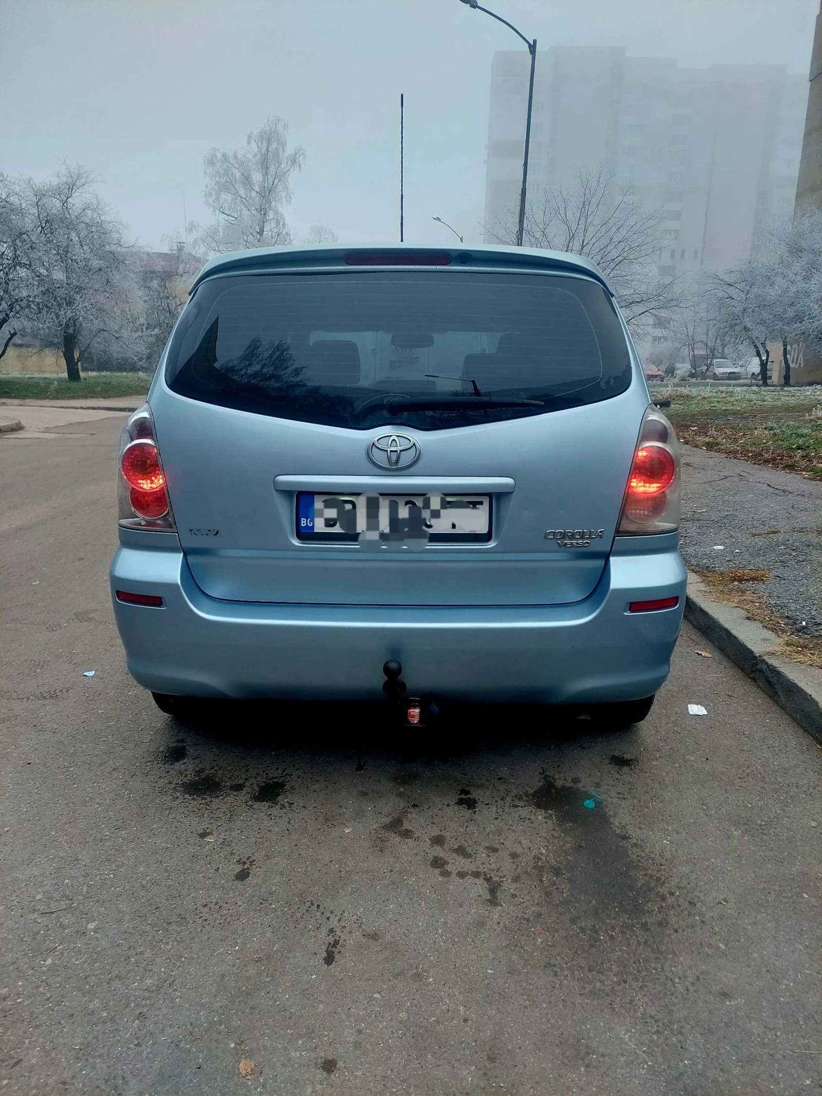 Toyota Corolla verso 1.8 VVTI, снимка 4 - Автомобили и джипове - 55143375