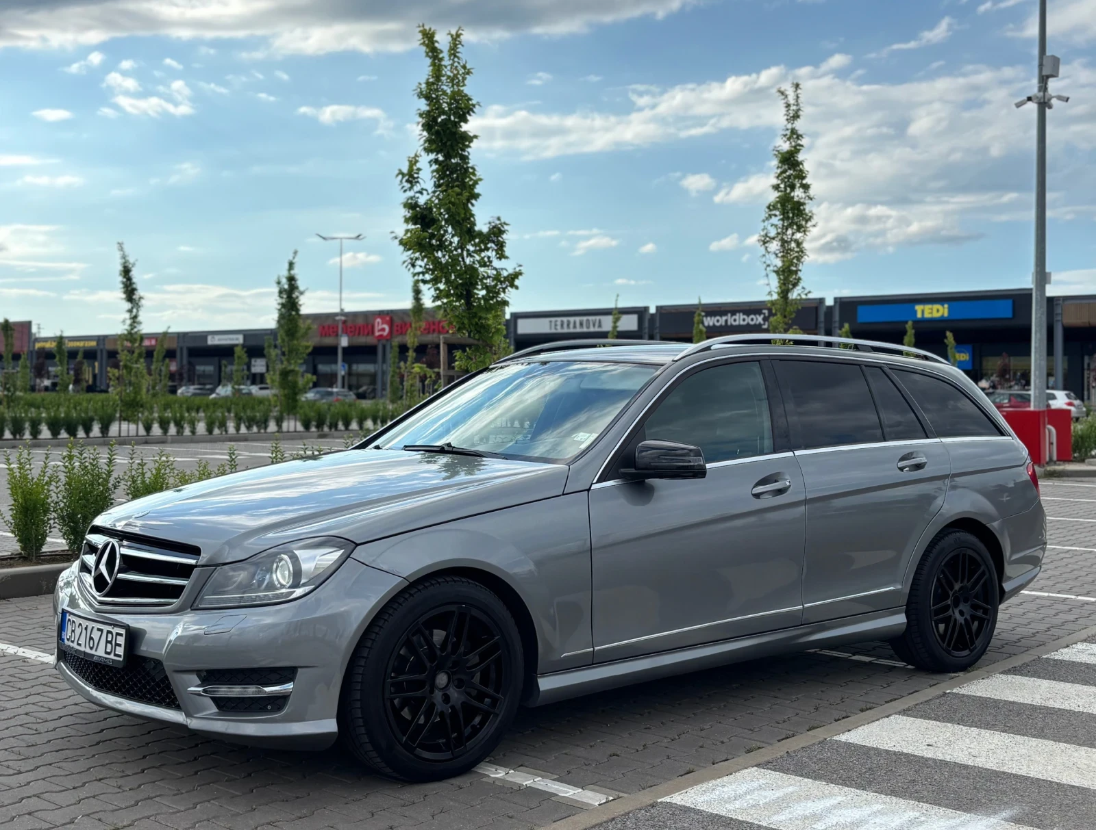 Mercedes-Benz C 250 CDI 4 MATIC //AMG//, снимка 9 - Автомобили и джипове - 55174638