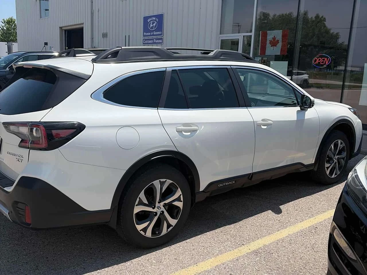 Subaru Outback * Limited XT * ГЛАВНО ПРЕДСТВАВИТЕЛСТВО НА HYUNDAI, снимка 3 - Автомобили и джипове - 55434123
