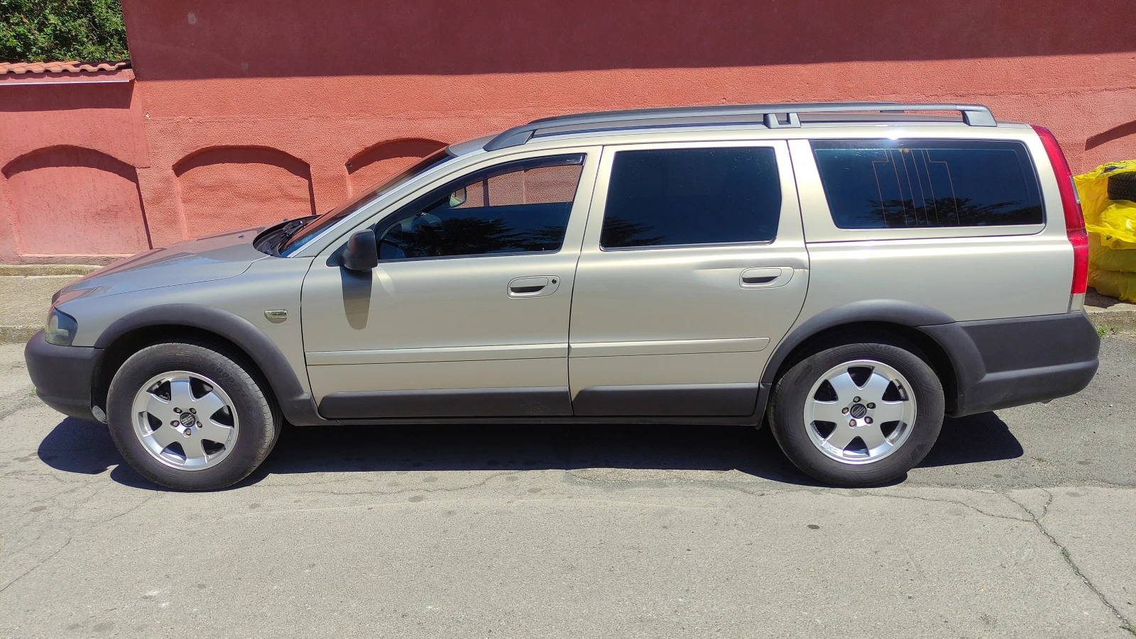 Volvo Xc70 T5, снимка 6 - Автомобили и джипове - 55682546